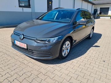 Volkswagen Golf - 1