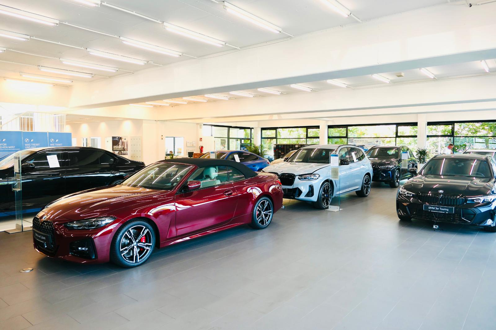 showroom-image-bottom