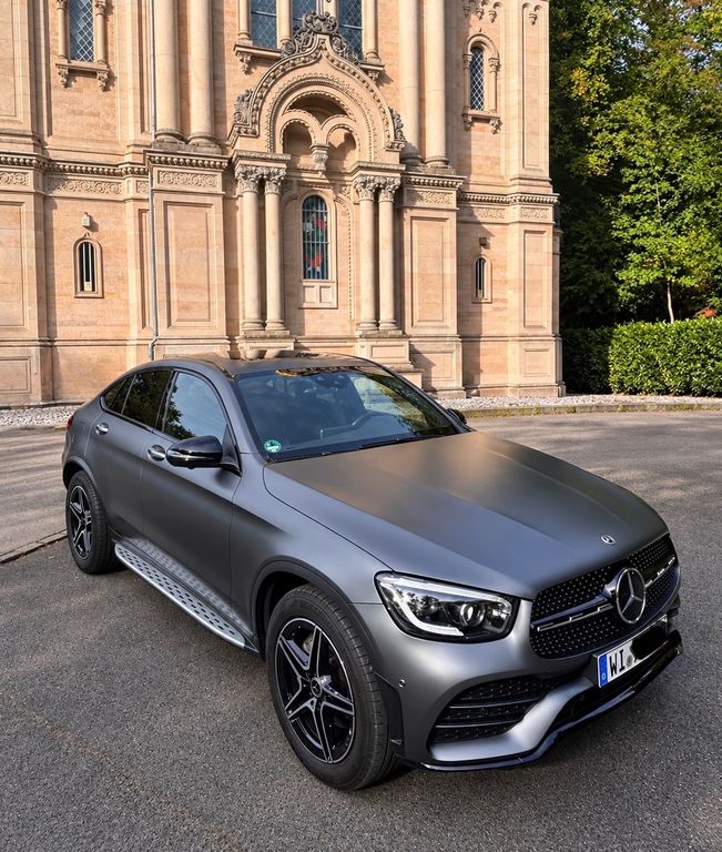 Image of Mercedes-Benz GLC 300