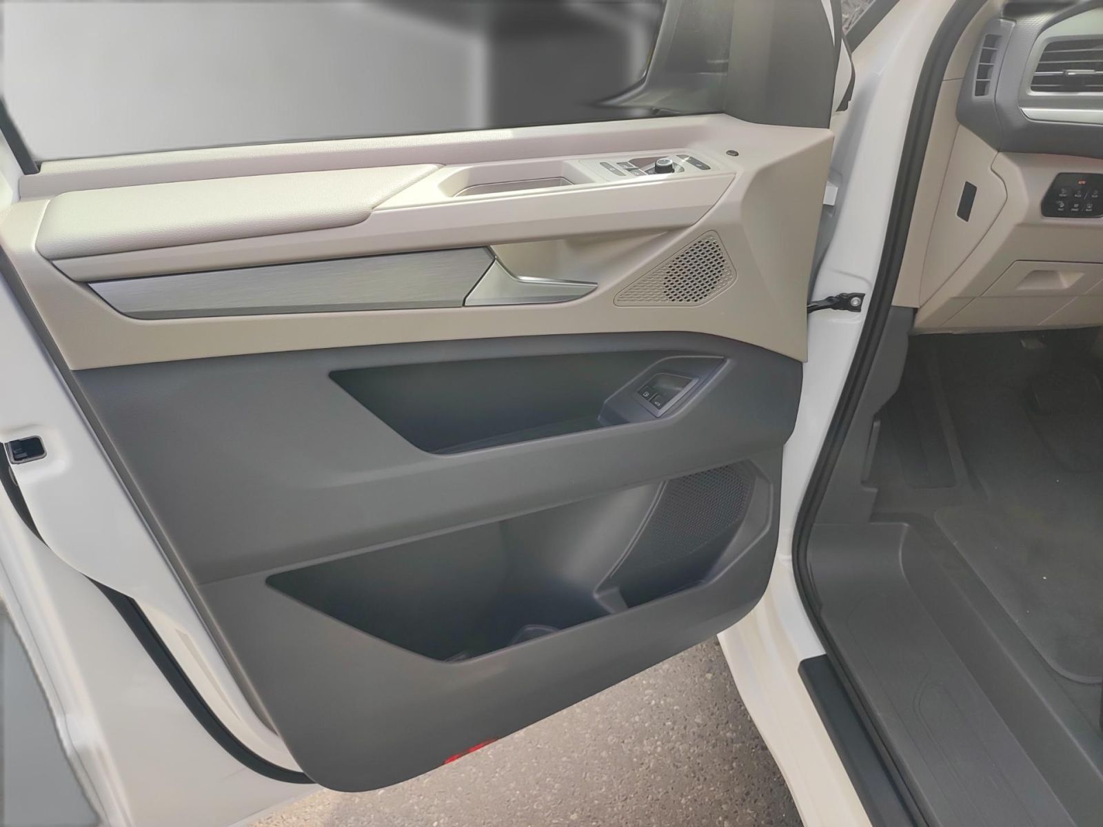 Volkswagen T7 Multivan - Bild 7