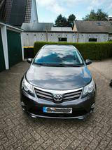 Toyota Avensis Combi 2,0-l-D-4D Comfort Comfort - Toyota Avensis: Comfort