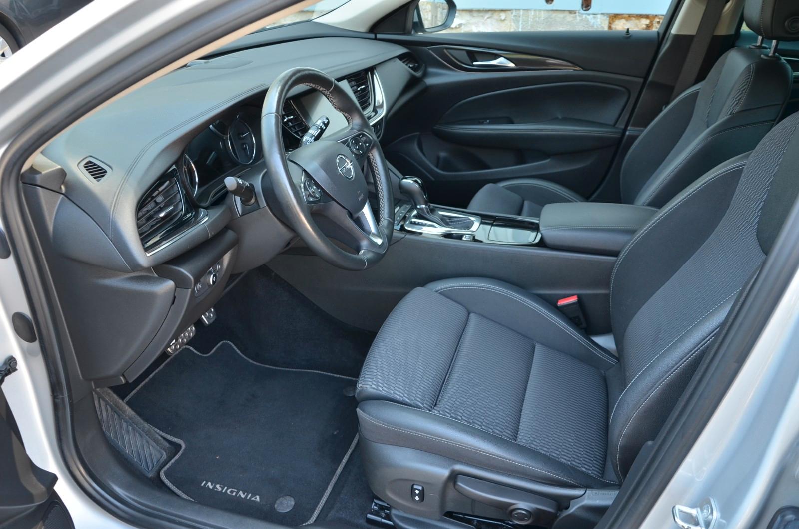 Opel Insignia B Sports Tourer 4x4 Automatik LED Navi