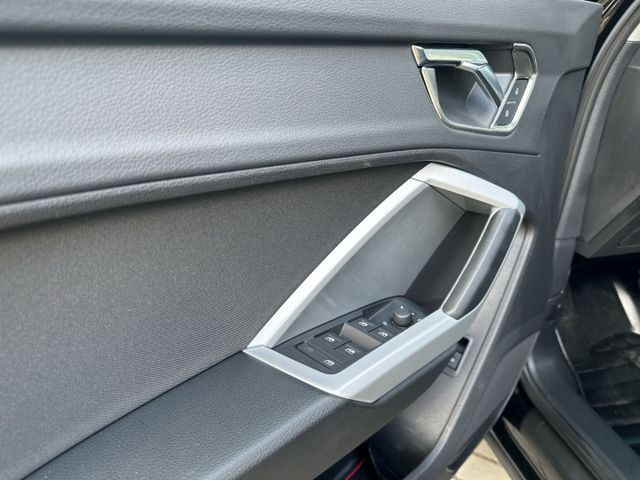 Q3 35 TFSI ACC Klimaautom Lichtsensor PDC LED BT