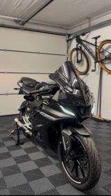 Yamaha YZFR125 - YAMAHA YZ 125