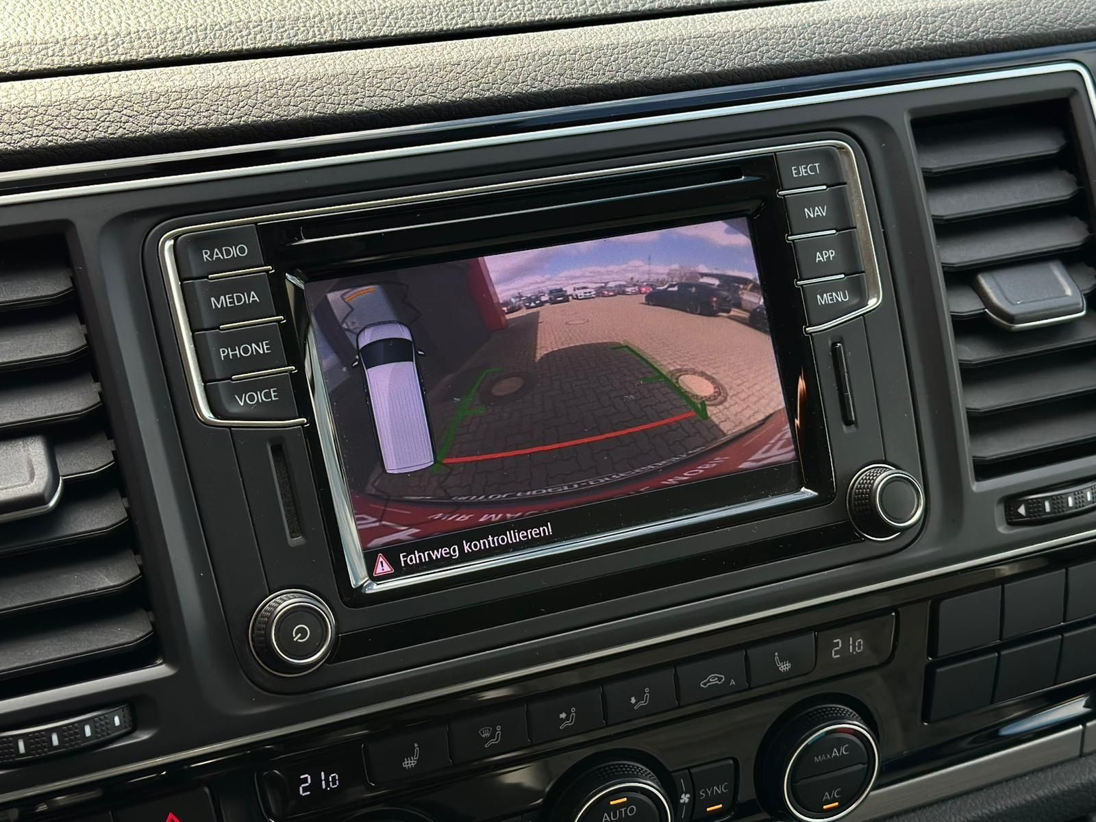 VW T6Multivan 2.0TDI GEN SIX EDITION LED#SH#AHK#CAM - Image 22