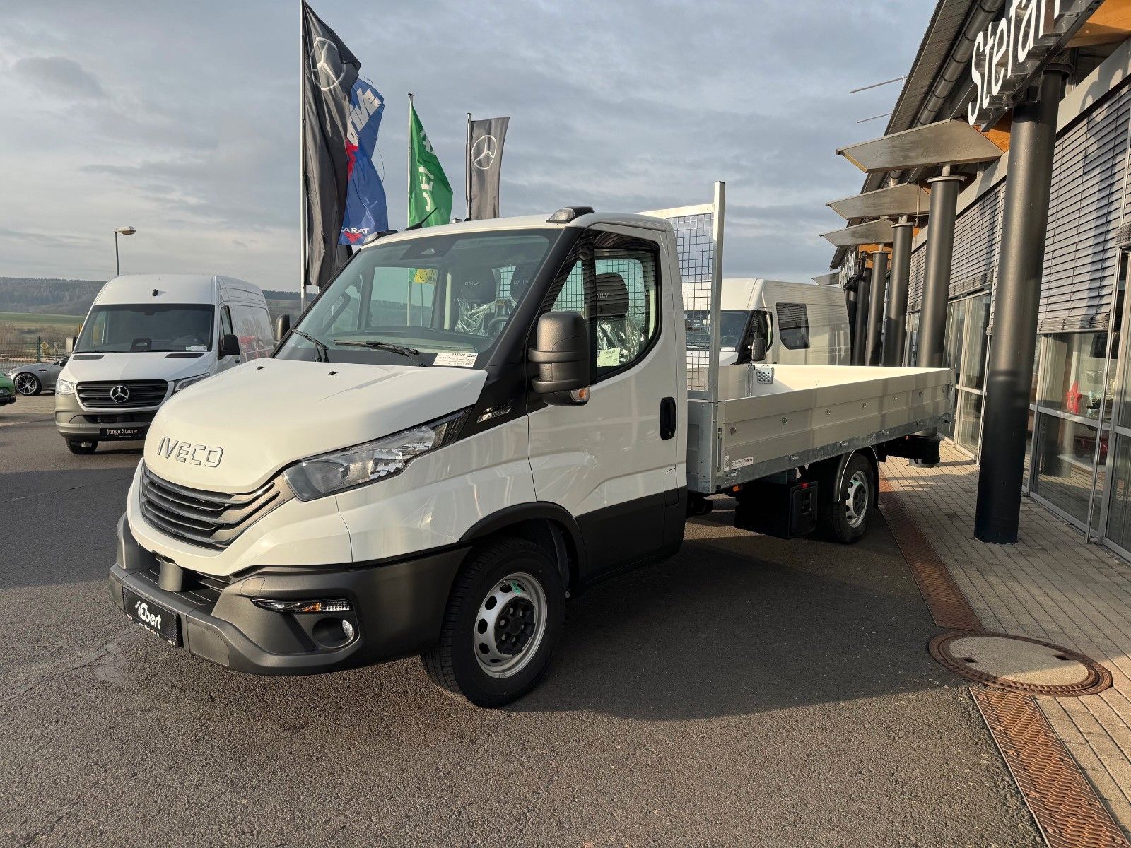 Fahrzeugabbildung Iveco Daily 35S14 A8*L4.260mm*Automatik*Kamera*