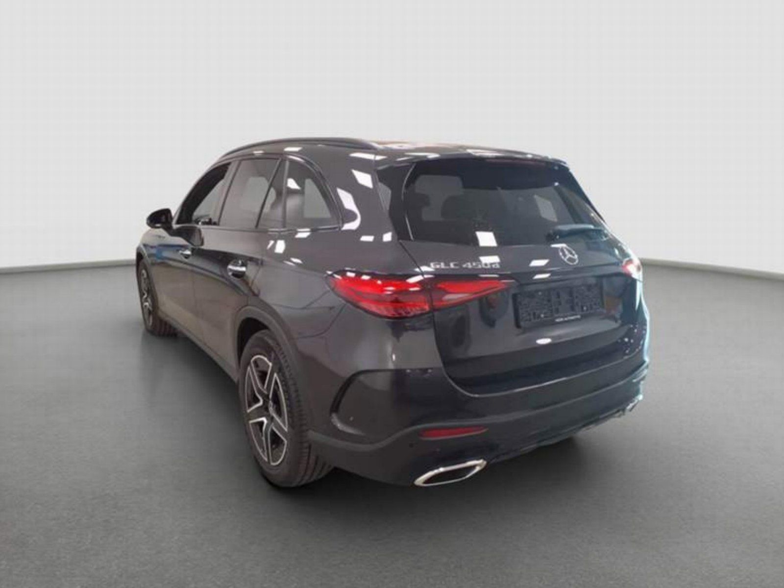 Fahrzeugabbildung Mercedes-Benz GLC450d AMG Prem+ DISTRO Pano AHK Memo HUD KeyGo