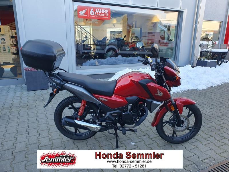 Honda CB125F 1. Hand mit Top-Case