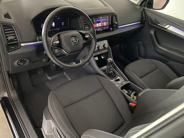 Karoq Drive 2.0 TDI AHK+NAVI+KAMERA+MATRIX