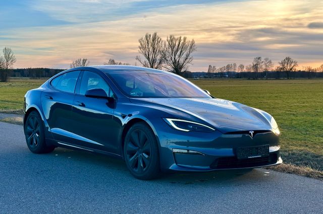 Tesla Model S AWD Premium-Innen Creme! Midnight silver