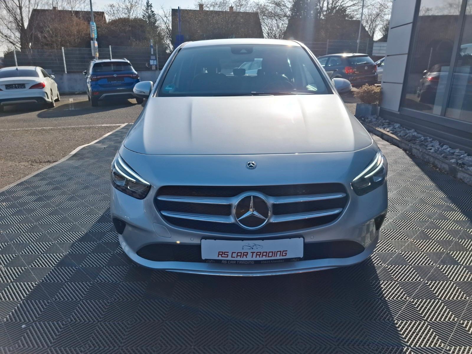 Mercedes-Benz B 200 B B 200*LED*AHK*Alu*39tkm*1-Hand*