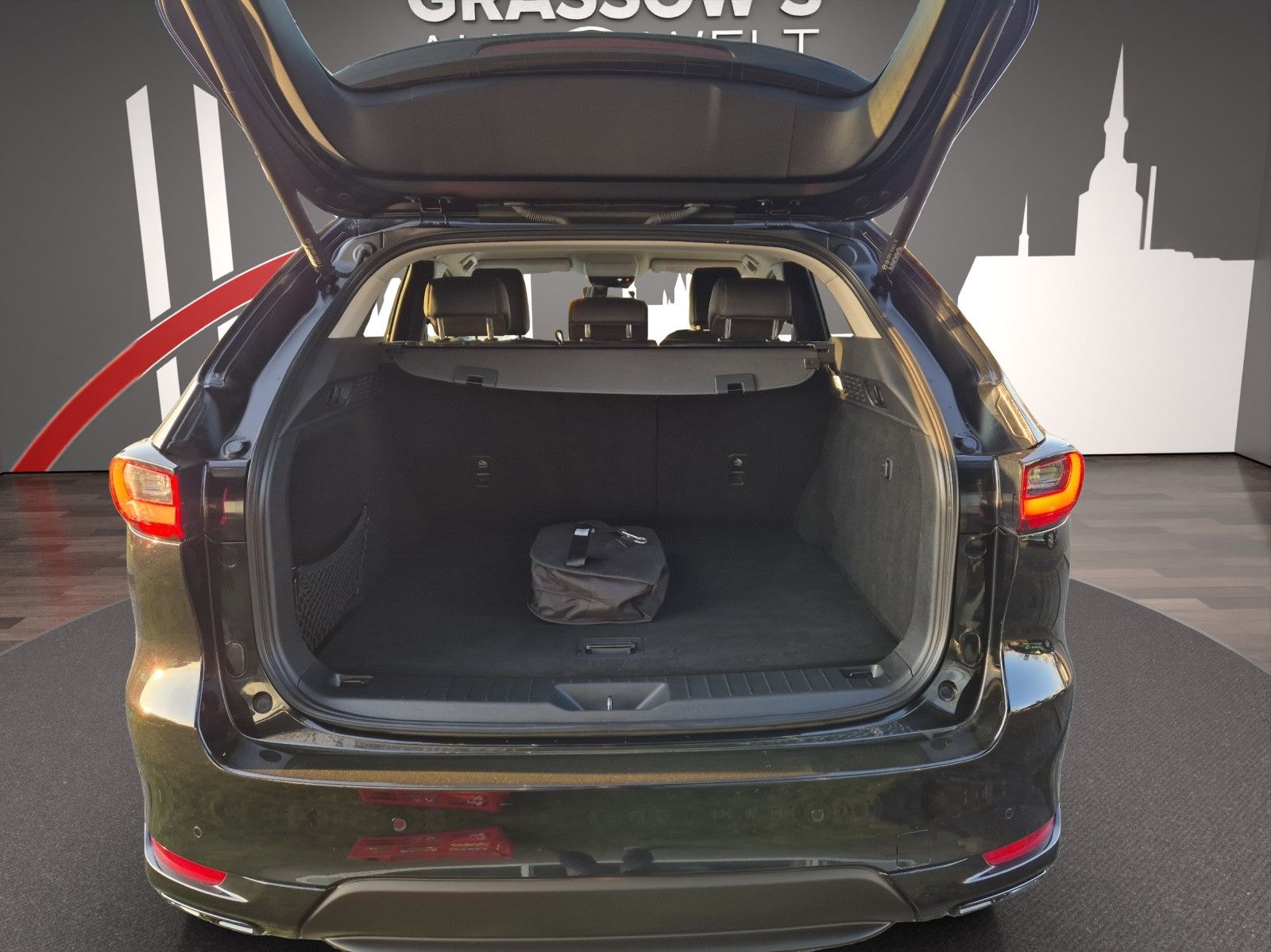 Fahrzeugabbildung Mazda CX-60 Homura Hybrid AWD