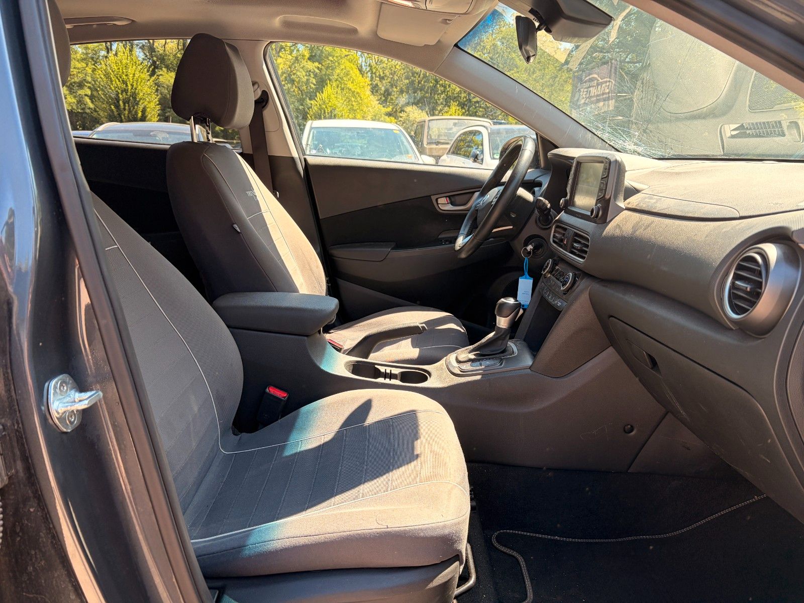 Fahrzeugabbildung Hyundai Kona Automatik*SHZ*NAVI*LED*AHK***