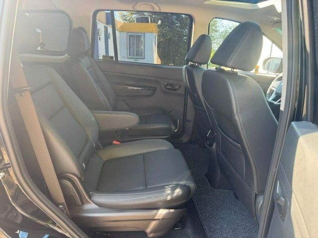 Fahrzeugabbildung SWM G03 S SCHIEBEDACH LEDER NAVI KAMERA 7 SITZER