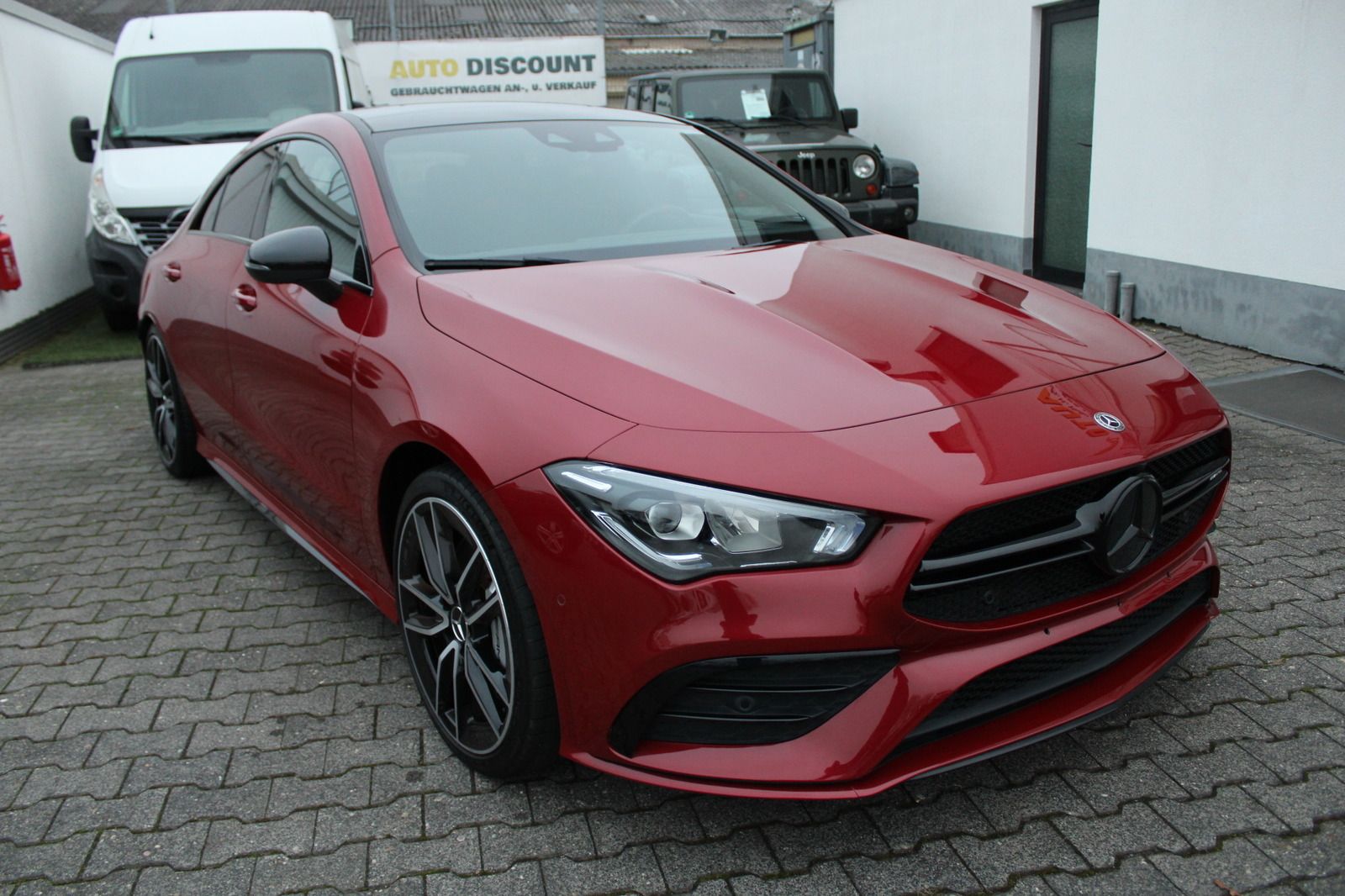 MERCEDES-BENZ CLA 35 AMG 4M+ Coupe AMG*Night*Pano*Multibeam LE