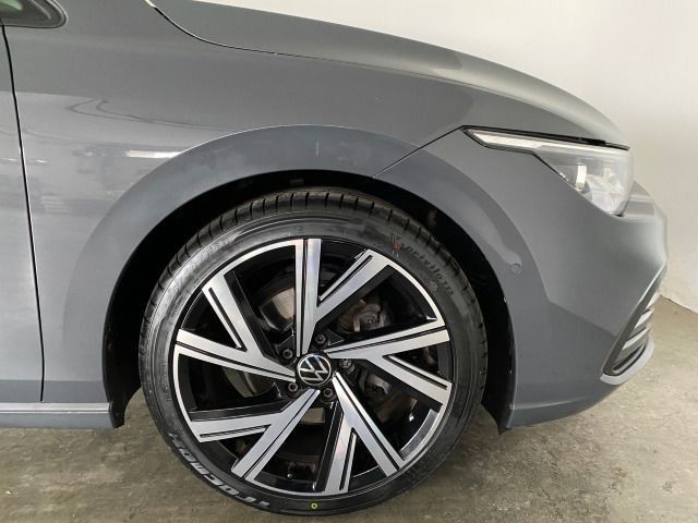 Golf VIII United 1.5 TSI PANO+AHK+NAVI