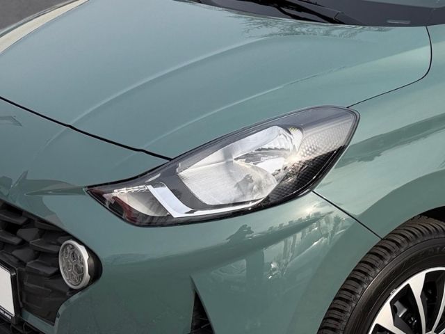 Fahrzeugabbildung Hyundai i10 Select DAB Tempomat Bluetooth  Spurhalteass.