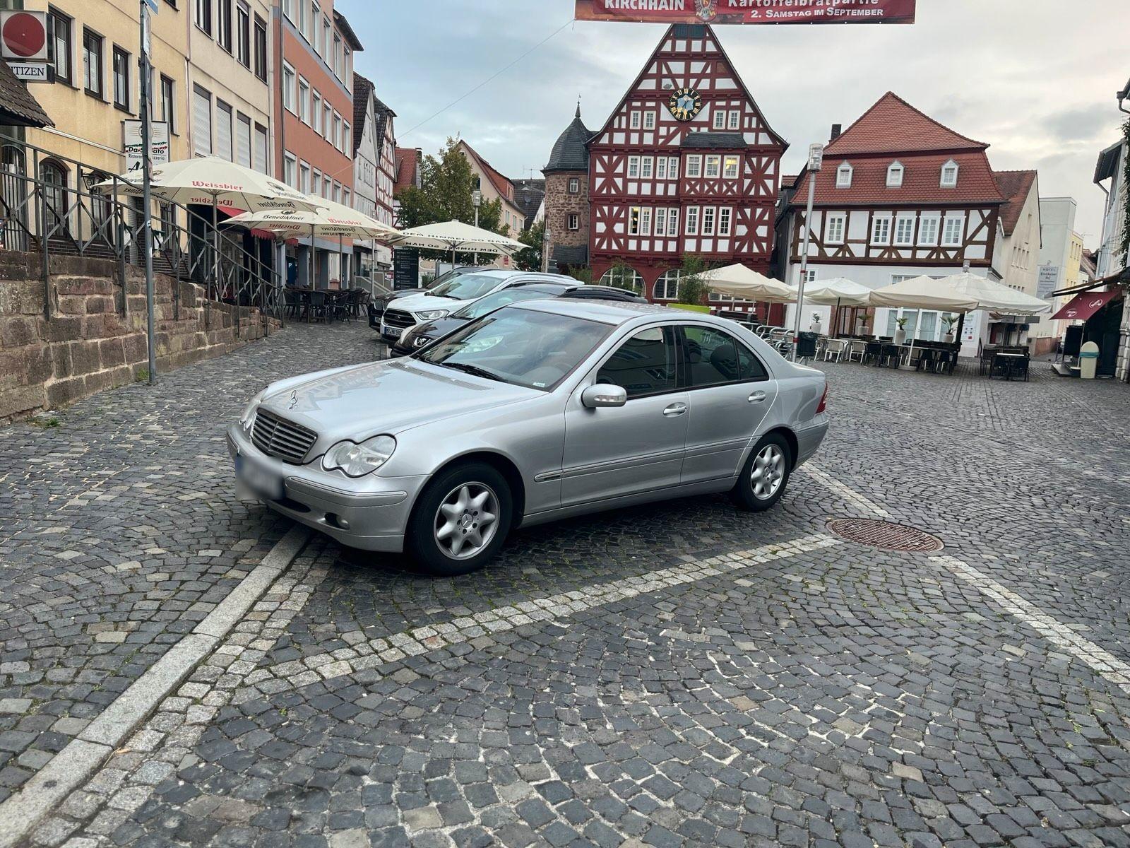 Mercedes-Benz 200