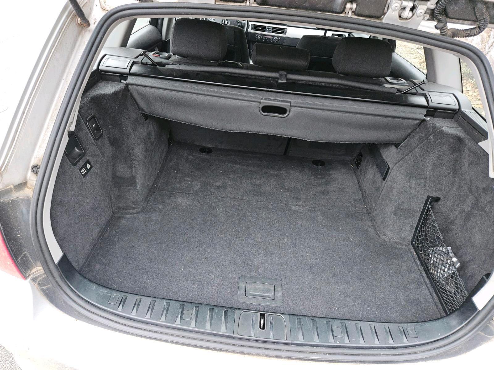 BMW 318 2012 — photo 9