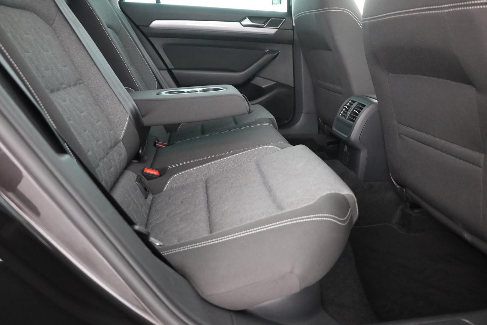 Volkswagen Passat 1.5 TSI DSG Business LED Navi ACC, миниатюра 24