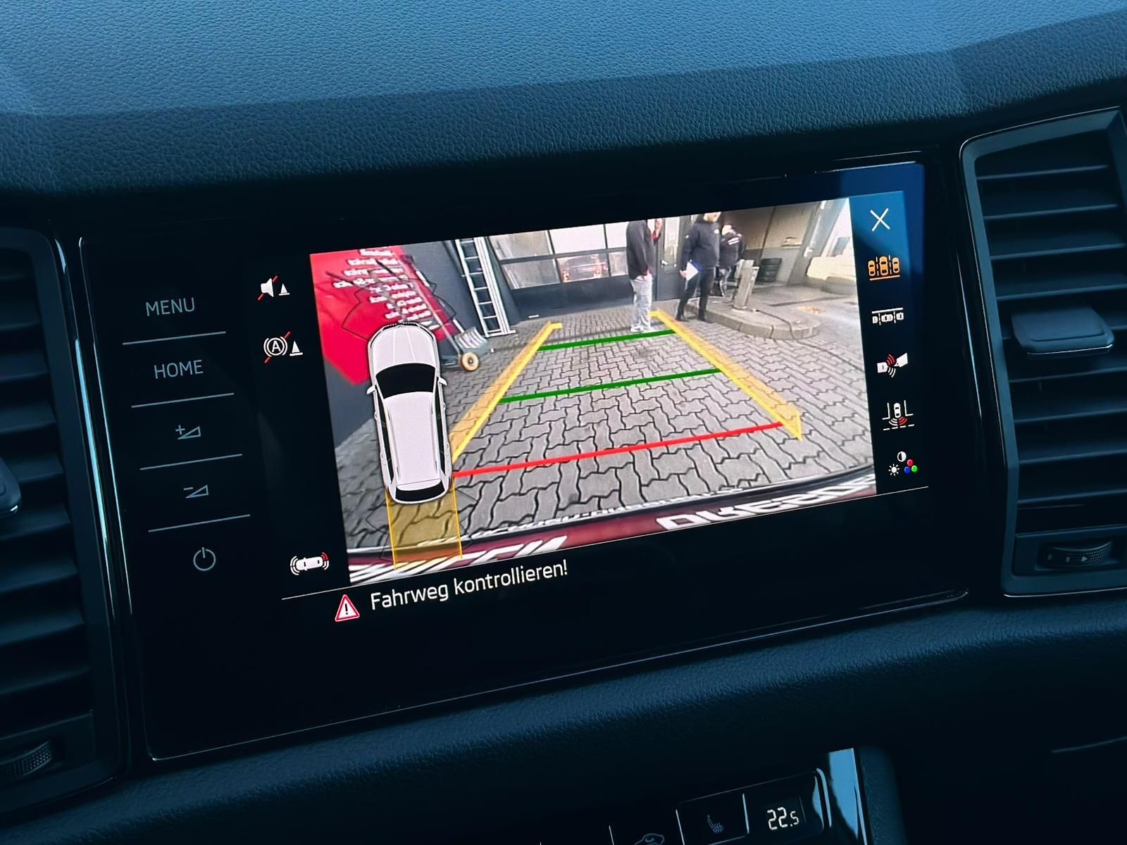 SKODA Kodiaq 2.0TDI SPORTLINE 4x4* LED#4xSHZ#LH#KEYLES - Image 21