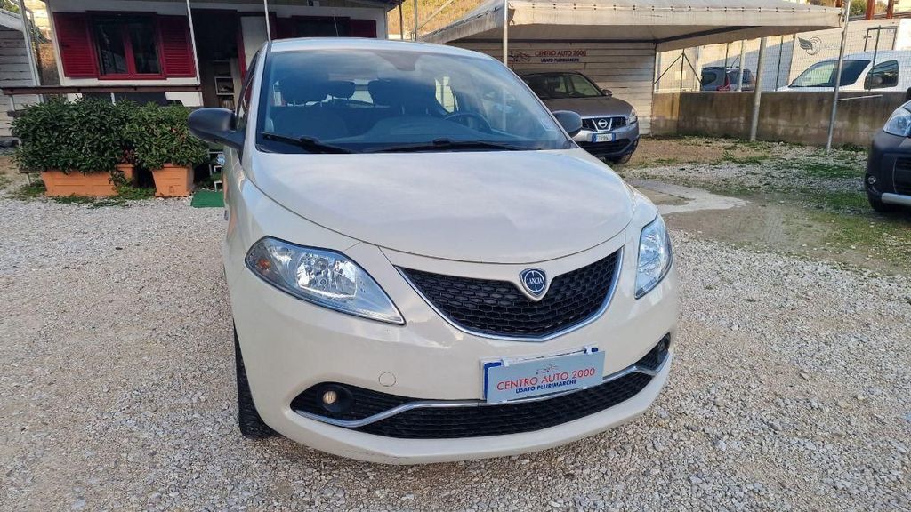 Image of Lancia Ypsilon