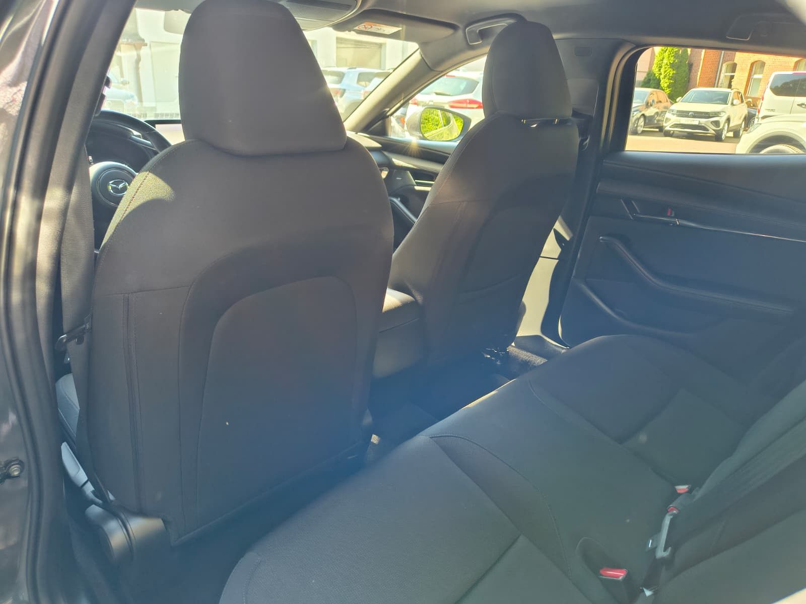 Fahrzeugabbildung Mazda 3 2.0 Auto. Selection LED+NAVI+SHZ+KAM+ACC+BOSE+