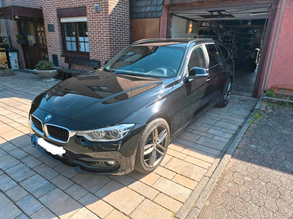 Image of BMW 320