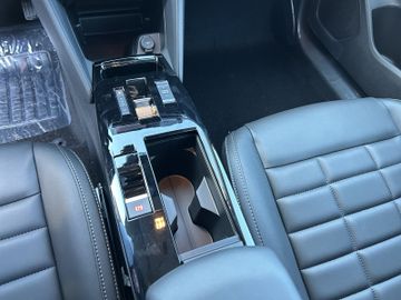 Citroën C4 Hybrid 145 Max KAMERA NAVI LED SHZ ALU