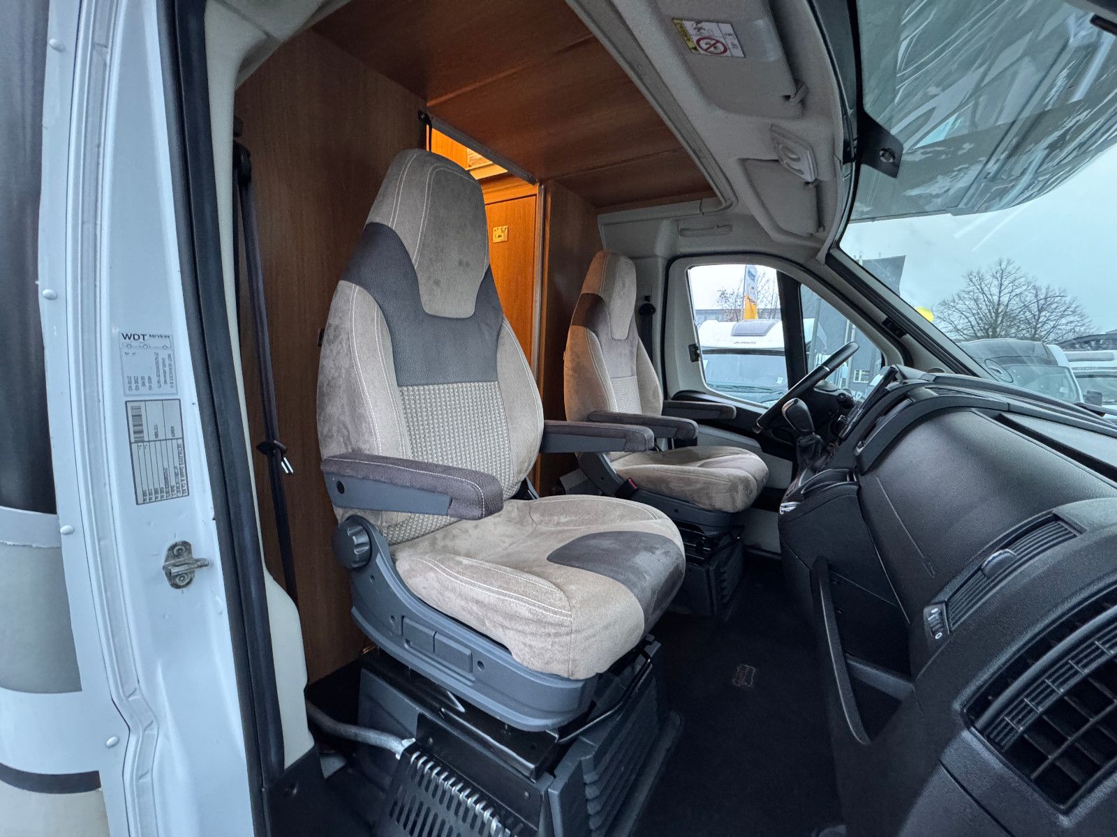 Fahrzeugabbildung Dethleffs ALPA 6820-2 ESPRIT COMFORT AUTOMATIK MEGA VOLL