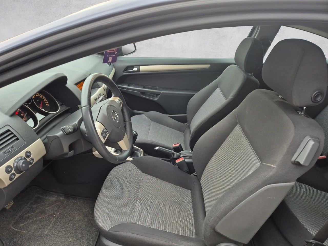 Fahrzeugabbildung Opel Astra H GTC Edition NICHT AN PRIVAT!