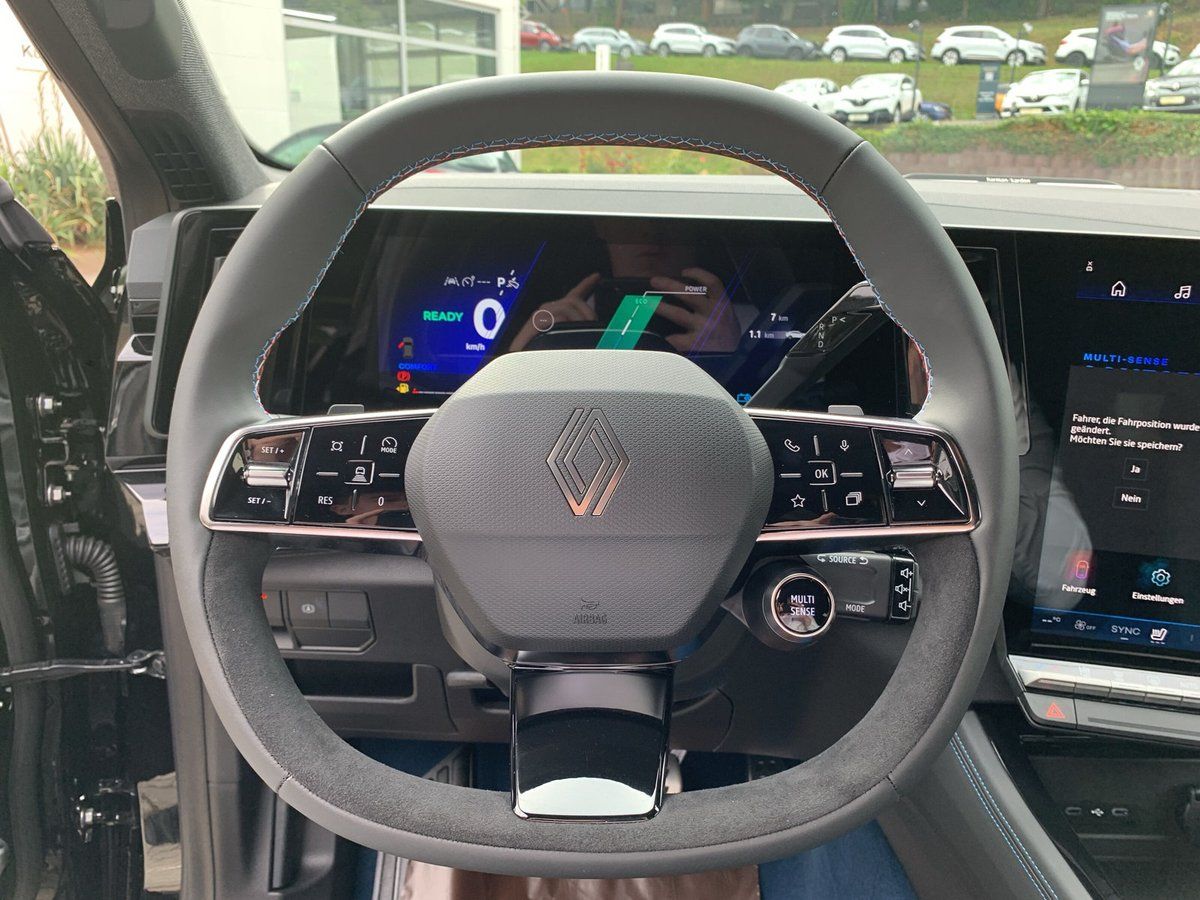 Renault Rafale - Bild 15