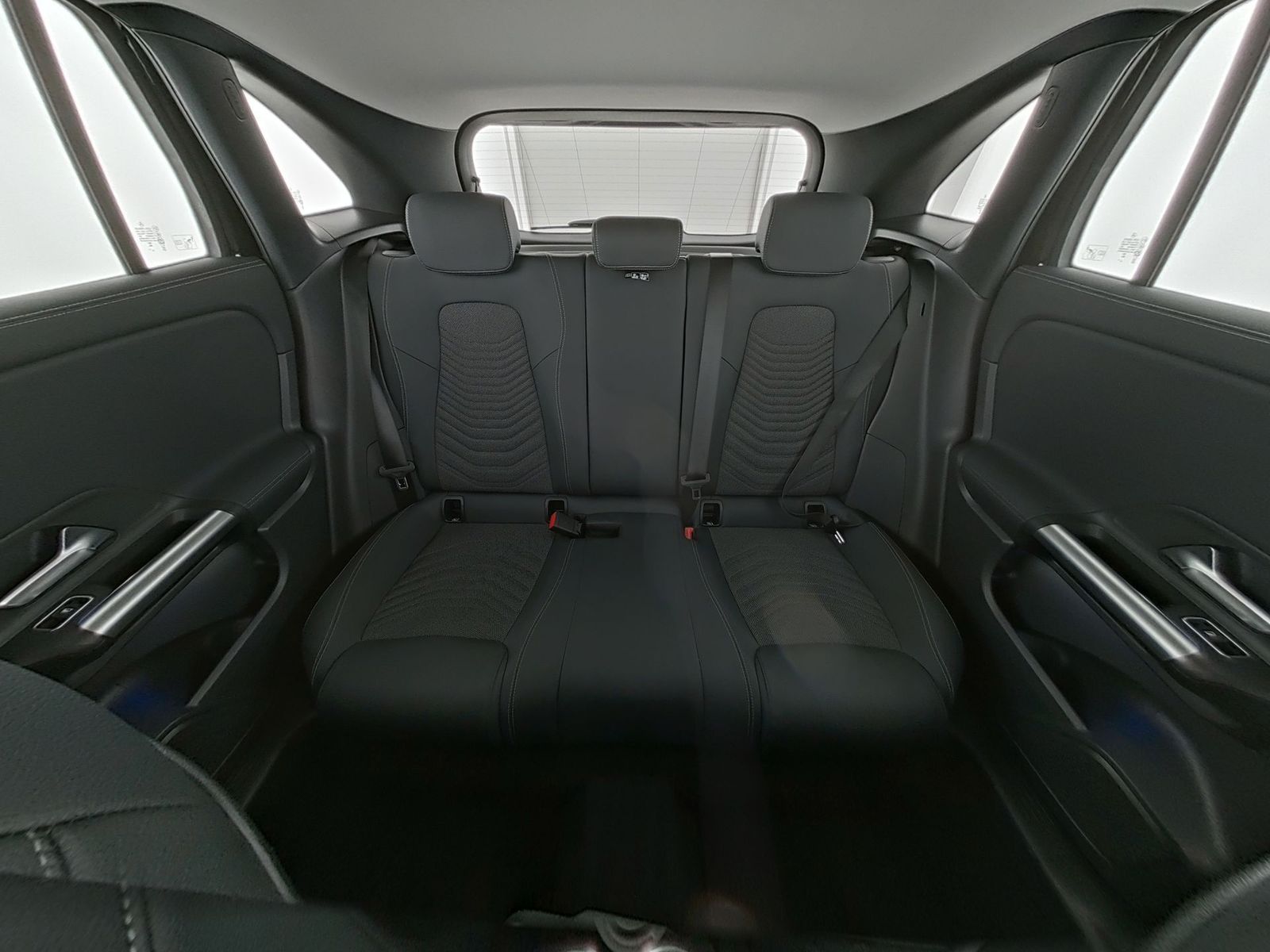 Mercedes-Benz GLA 200 - Bild 18
