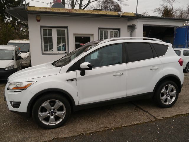 Ford Kuga Titanium Automatik+Panorama-Dach