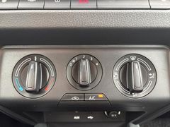 Fahrzeugabbildung Skoda Fabia Active 1.0 Ltr. 5-Gang Sitzhzg*Klima*Radio