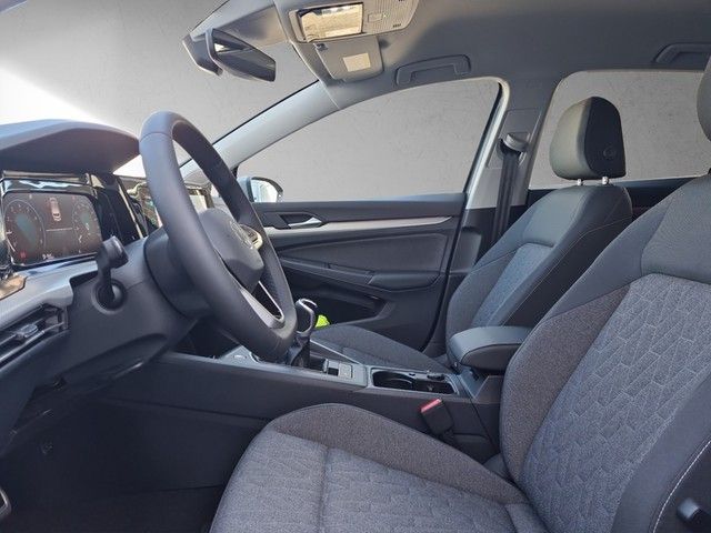 Fahrzeugabbildung Volkswagen Golf VIII TSI Move Kamera Navi LED VC