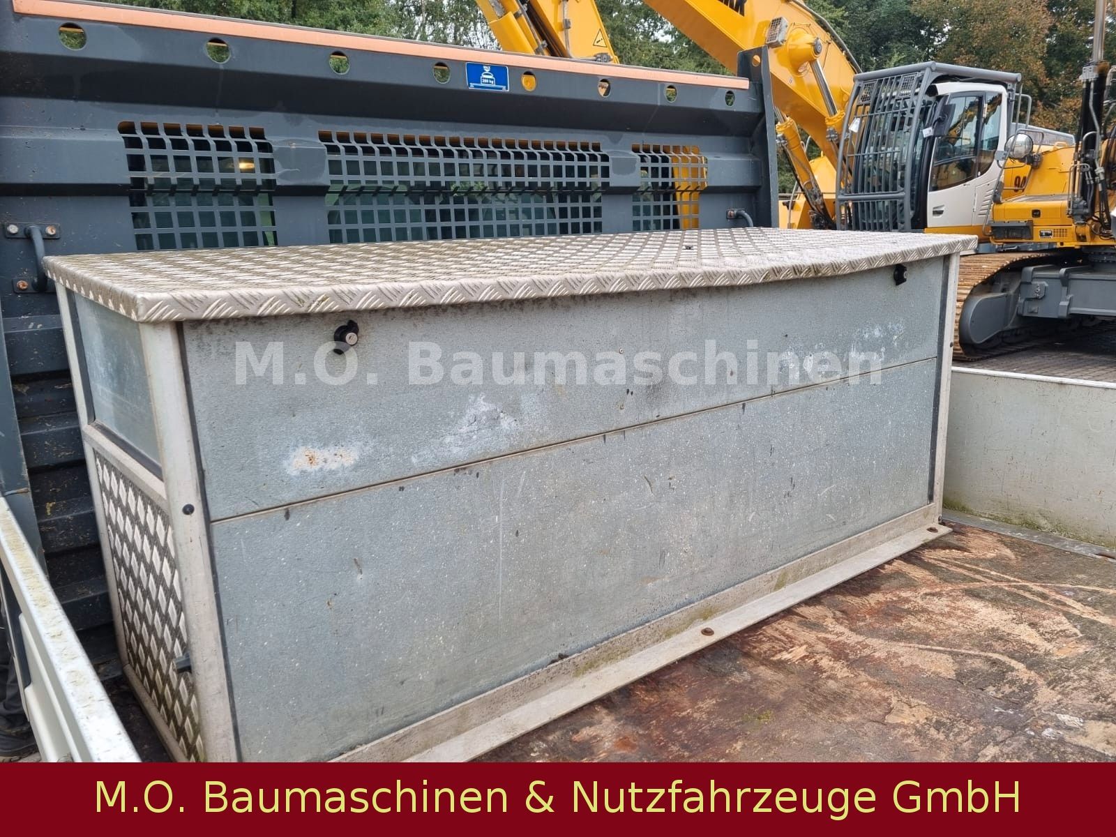 Fahrzeugabbildung Ford Transit Pritsche FT 350 EL /  DOKA / AC /