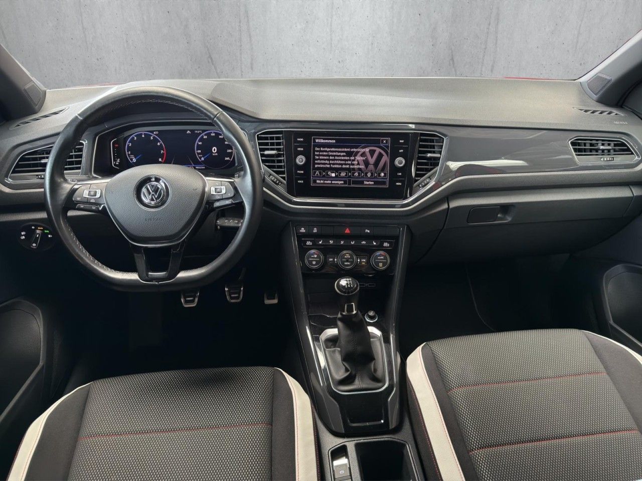 T-Roc Sport 1.5 TSI Klima Navi Einparkhilfe