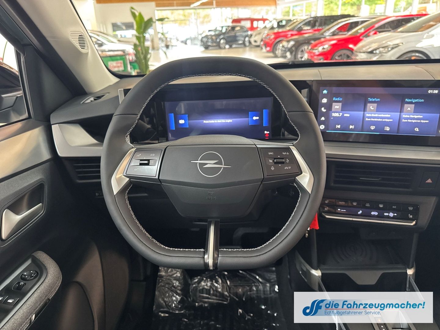 Fahrzeugabbildung Opel Frontera GS 107 kW Navi Digitales Cockpit LED Ap