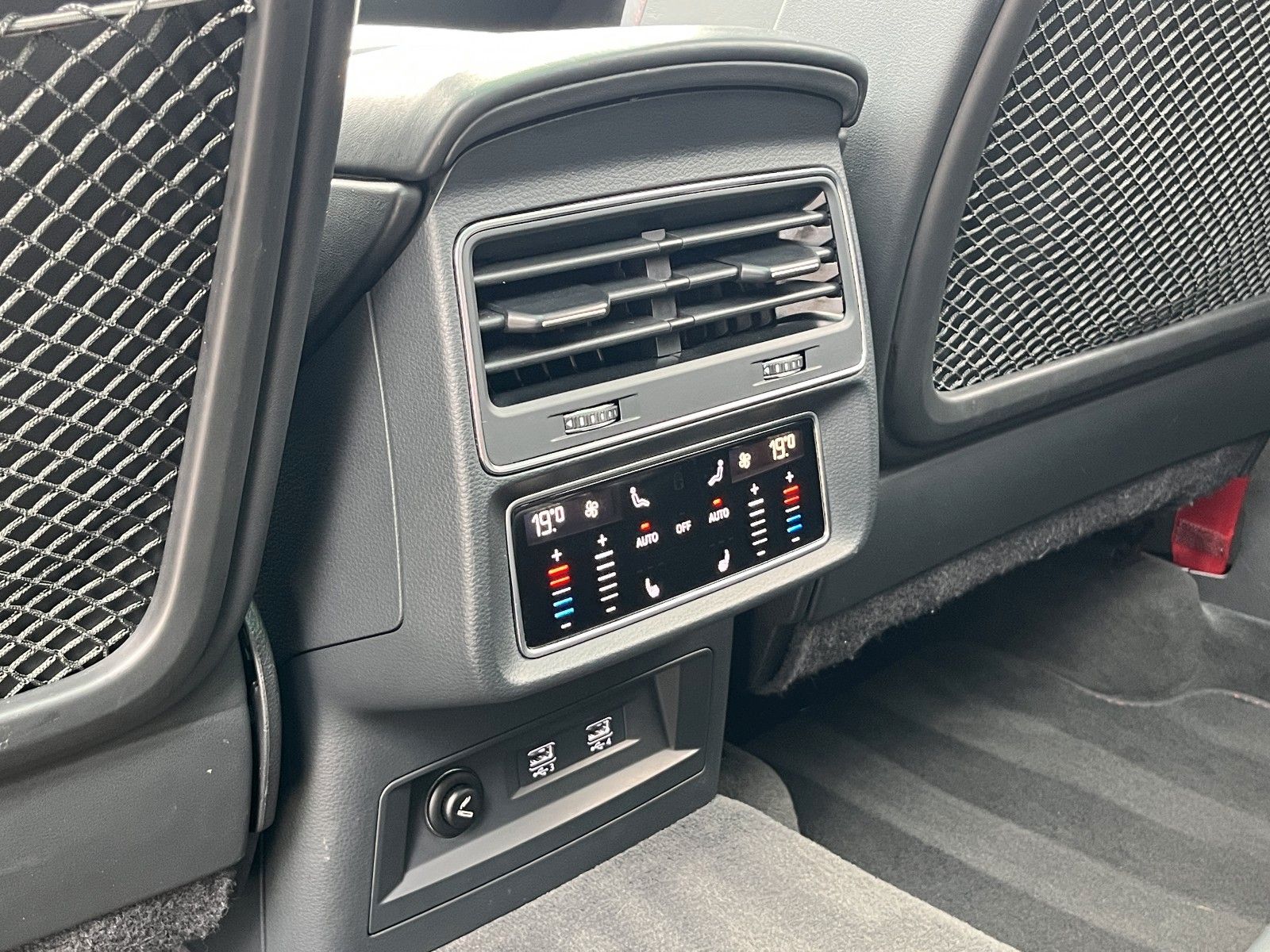 Fahrzeugabbildung Audi SQ7 4.0 TDI quattro*B&O*Pano*HuD*ViCo*LHZ*SHZ*