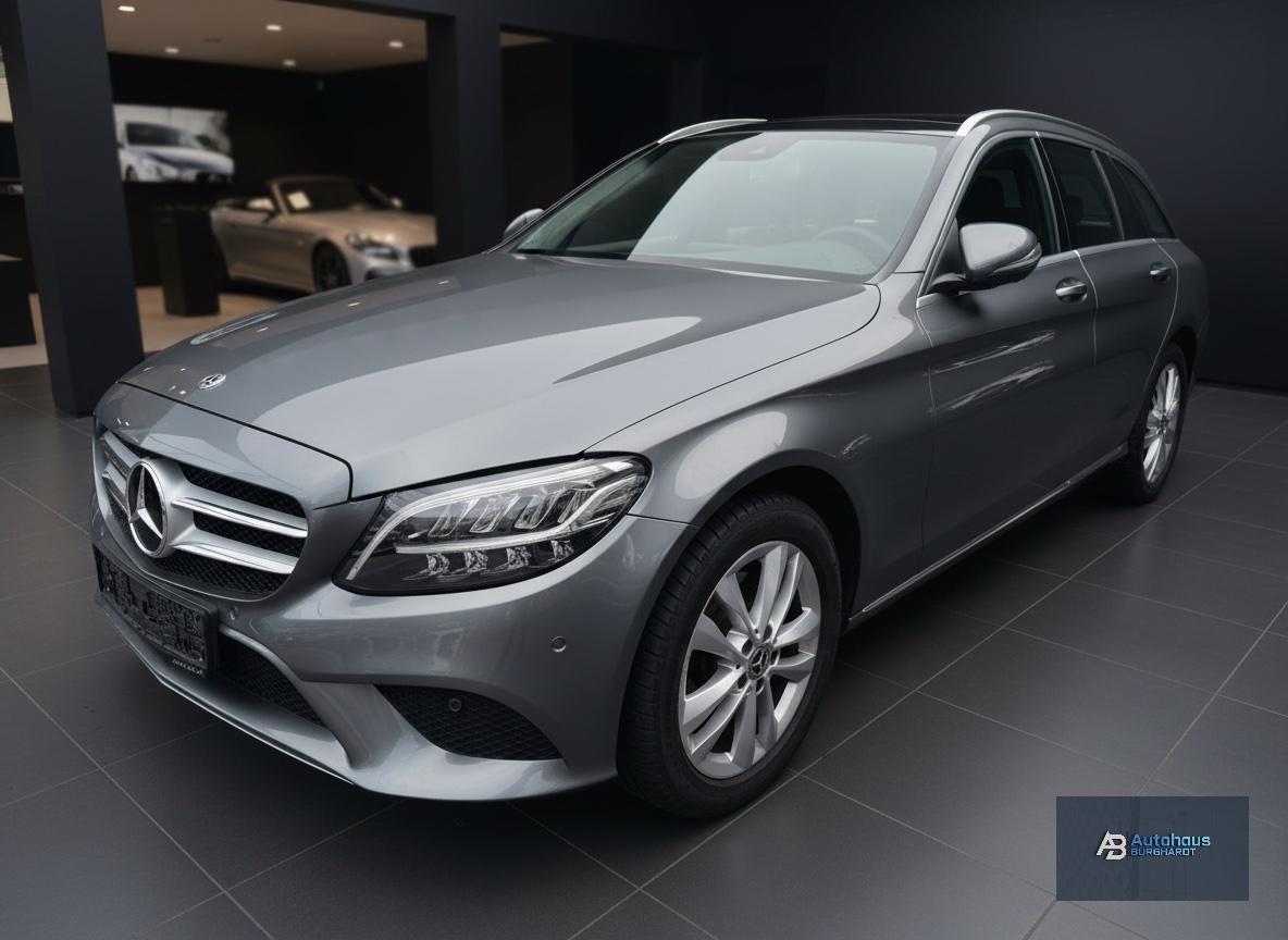 Mercedes-Benz C 220d T 4Matic LED Tacho Digital