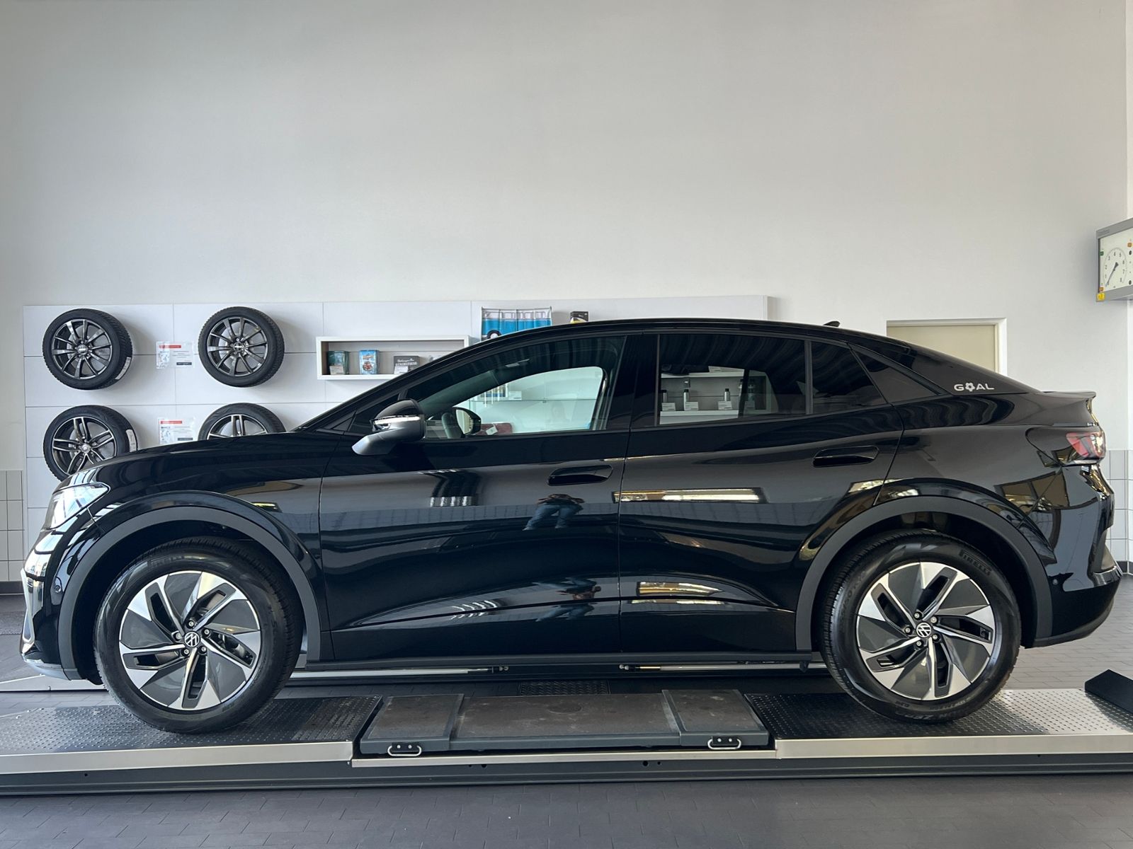 Fahrzeugabbildung Volkswagen ID.5 Pro GOAL 77 kWh *AHK,Navi,Wärmepumpe*