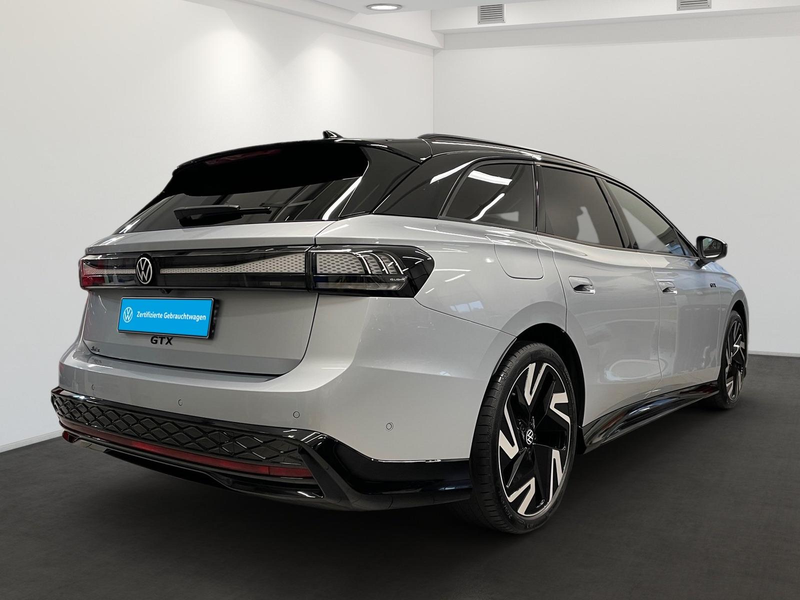 Volkswagen ID.7 Tourer 4M GTX *AHK*HEAD-UP*HARMAN*PANO*MATR