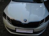 Skoda Octavia 2.0 TDI SCR DSG Premium Edition Comb... - Skoda Octavia: Premium Edition