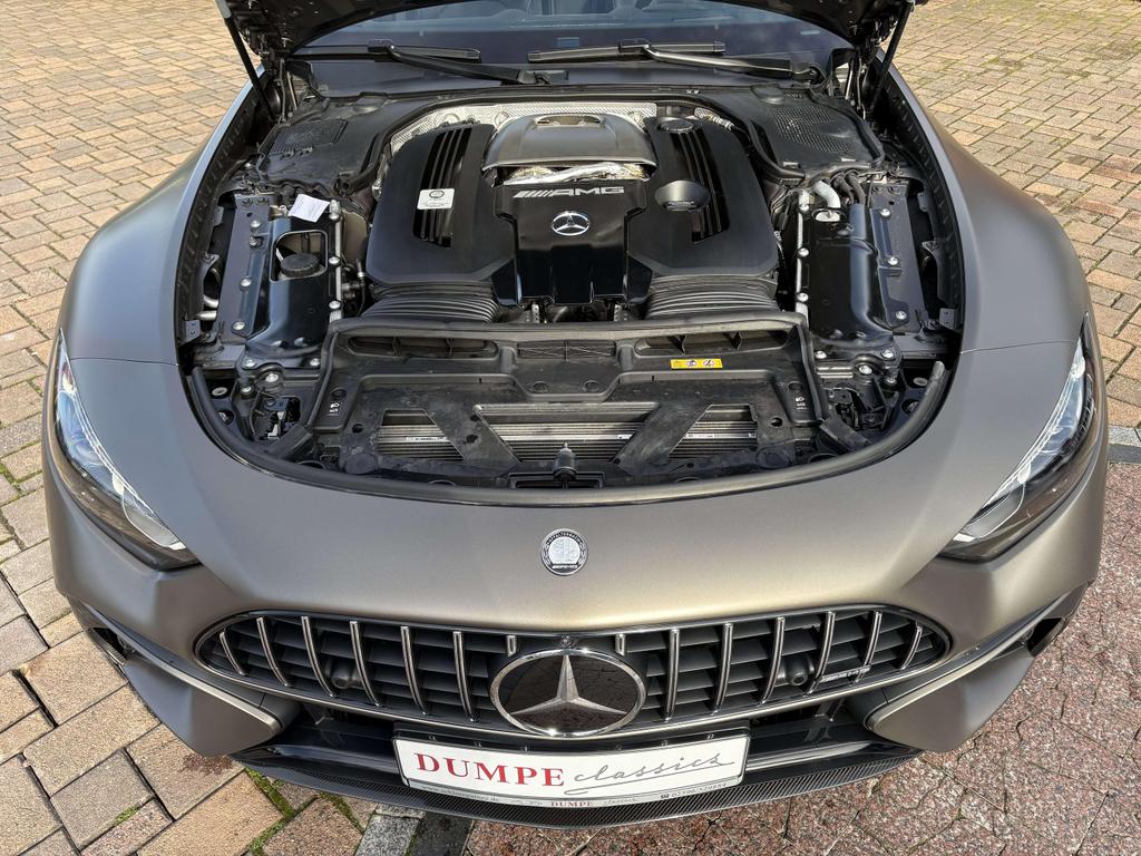 Mercedes-Benz SL 63 AMG