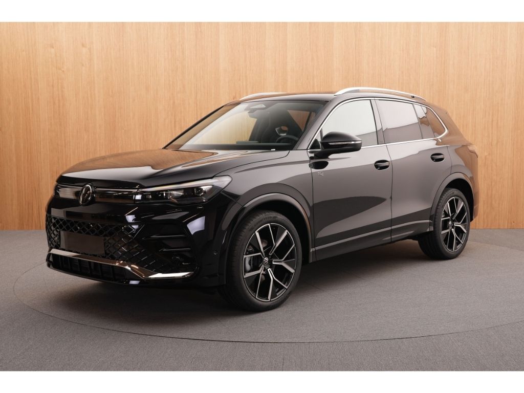 Volkswagen Tiguan 1.5 eTSI DSG R-Line AHK PANORAMA LED APPL