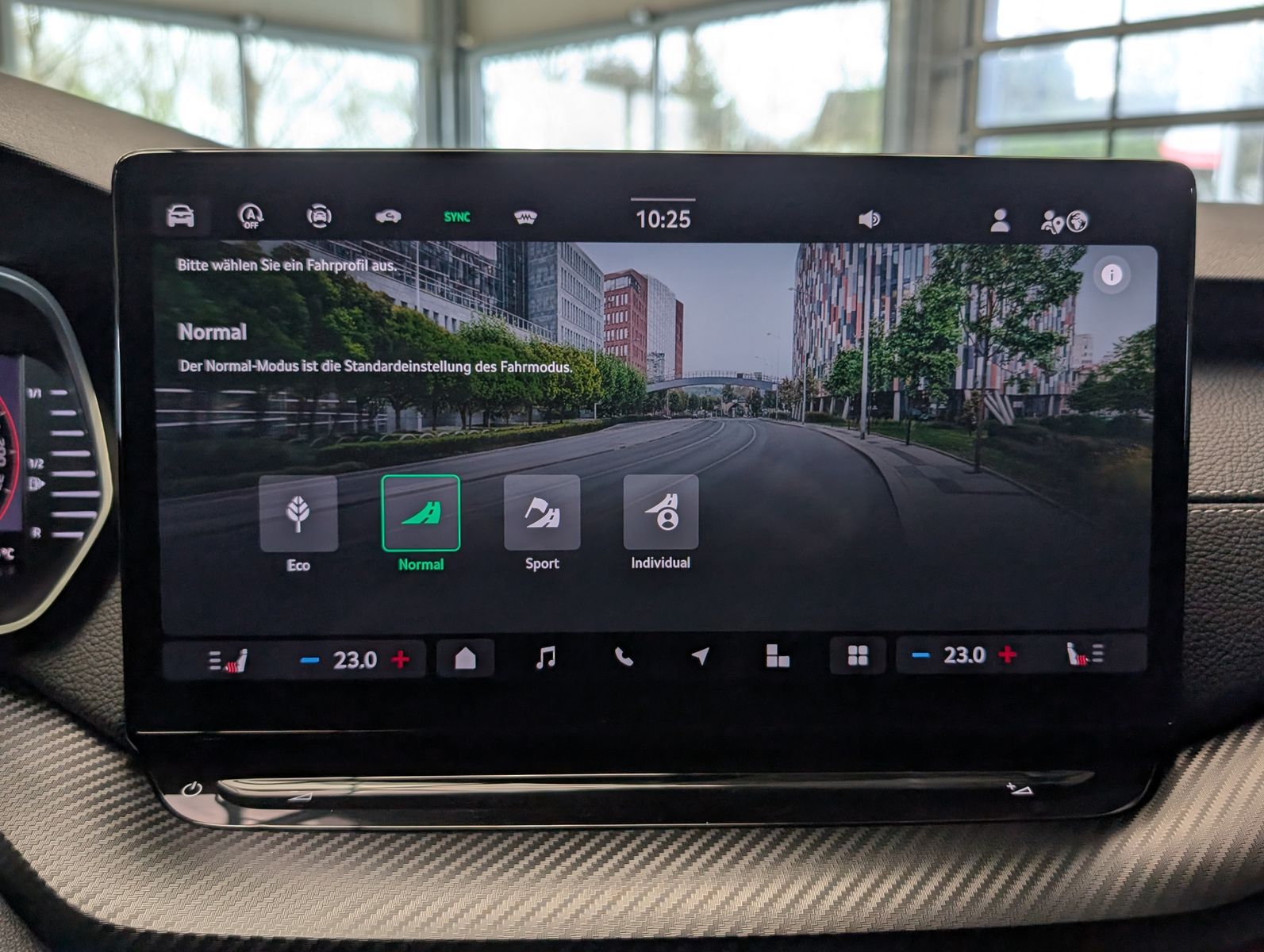 Immagine dell'auto: SKODA Octavia 2.0 TDI DSG Sportline Matrix Cam, anno di produzione 2015