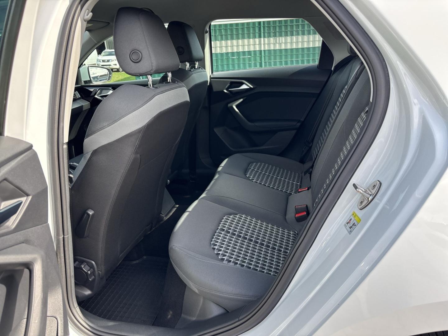 Audi A1 advanced TFSI 1.0 Sportback t Apple CarPlay