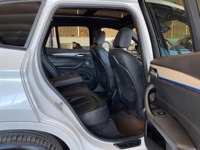 BMW X1 xDrive 25 i M Sport *PANO*LED*PDC*NAVI*LEDER*