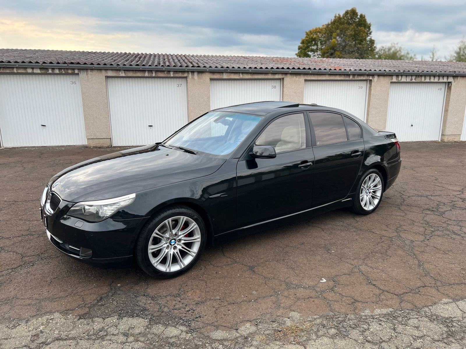 BMW 525
